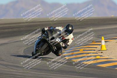 media/Dec-10-2023-SoCal Trackdays (Sun) [[0ce70f5433]]/Turn 12 (2pm)/